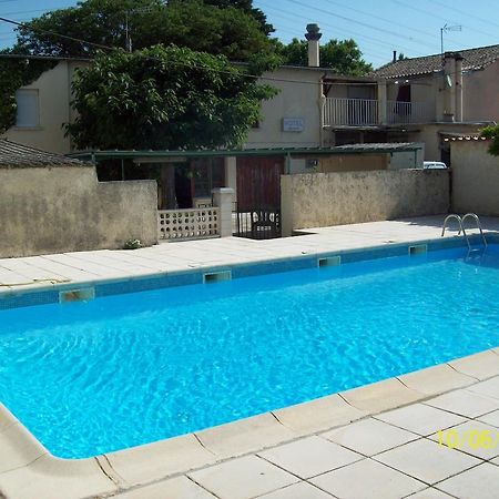 Le Relais Des Blaches Pierrelatte Exterior foto