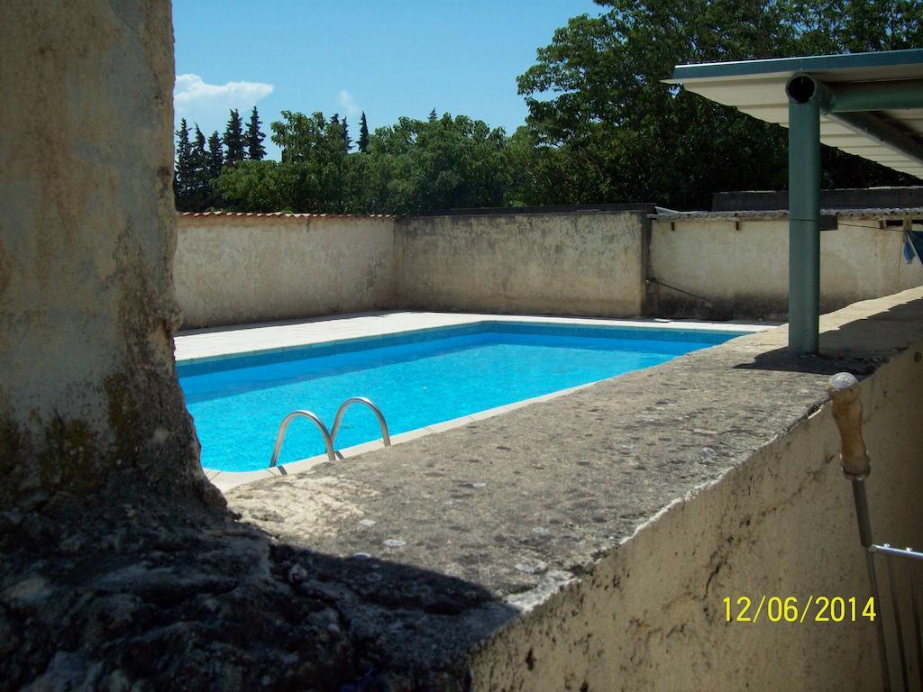 Le Relais Des Blaches Pierrelatte Exterior foto