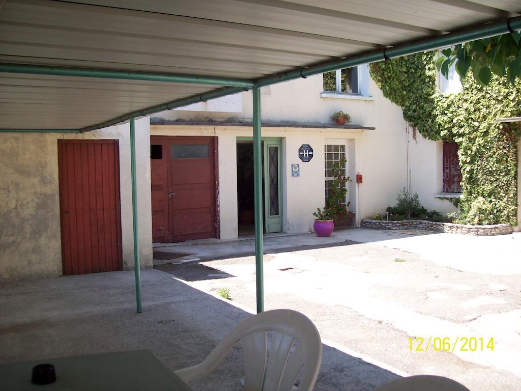 Le Relais Des Blaches Pierrelatte Exterior foto