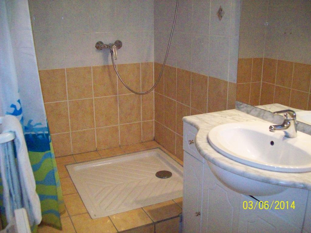 Le Relais Des Blaches Pierrelatte Quarto foto